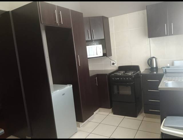 5 BEDROOM HOUSE FOR SALE IN BLUFF
